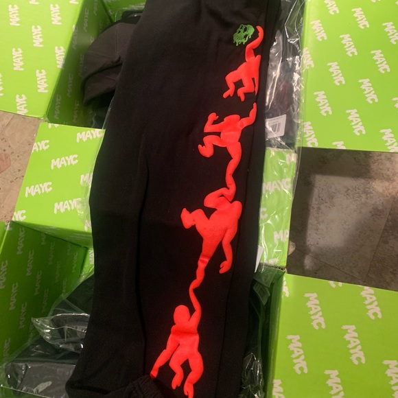 MAYC Mutant Ape Yacht Club MUTANT WORLD SWEATPANTS (RARE) - Picture 1 of 5